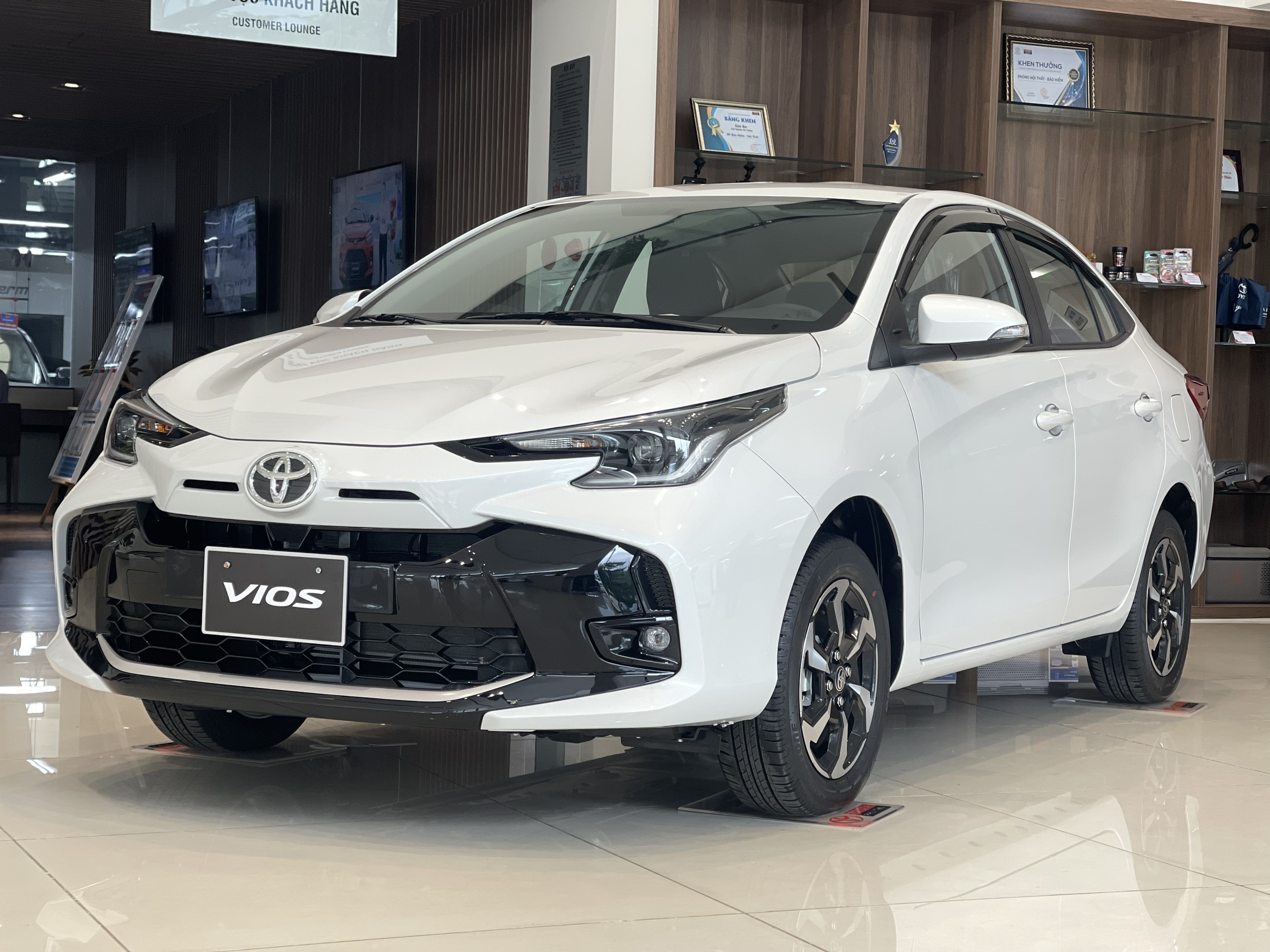 Toyota Vios Phú Thọ